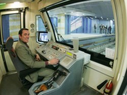 Столичното метро ще заработи в новия си участък от утре