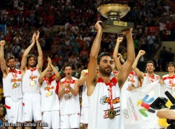 Испания - европейски шампион след разгром над Сърбия на финала