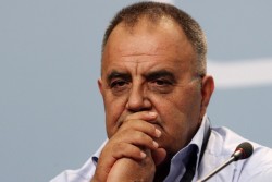 Министър предлага висшистите да получават по-лесно българско гражданство