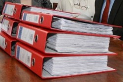 Комисията по досиетата огласи 250 следователи
