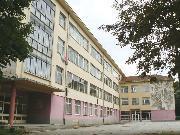 Училището в Трудовец осъмна с вулгарни надписи върху фасадата си