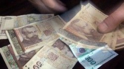 Фалшиви банкноти с номинал 20 и 50 лева са засечени в търговски обект в Ботевград