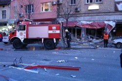 Взрив помете магазини във Велико Търново, осем ранени