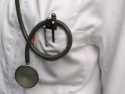 Трима лекари са основни претенденти за приза “Лекар на 2009 година”
