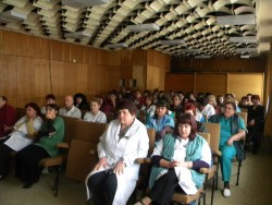 Цялото общинското ръководство уважи лекарите от болницата