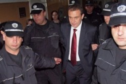 Прокуратурата се съмнява в пневмонията на Гуцанов