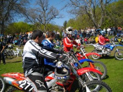 Мотоциклетисти от Ботевград в първия кръг от националния шампионат