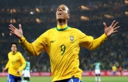 Бразилия победи Кот д'Ивоар в изнервен мач