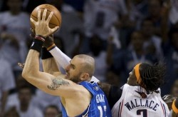 Звезда от НБА се подиграва с България
