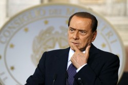 Берлускони иска да управлява до 150 години