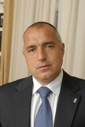 в."Стандарт": Борисов поряза губернаторите