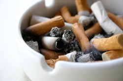 Пасивното пушене влияе негативно върху оценките на учениците