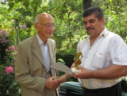 Веселин Вешков бе удостоен с почетен знак на Трудовец