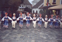 Детски фолклорен състав “Лъжанчета” се завърна от участие в Сърбия