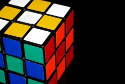 Кубчето на Рубик може да се нареди с по-малко от 20 хода