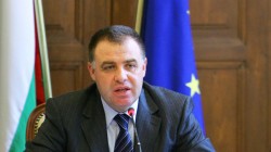 Министър Мирослав Найденов: Децата ни ядат филии „не знам какво си”