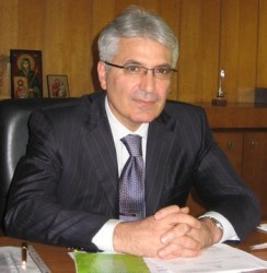 Ботевградчанинът Петко Николов остана начело на Комисията за защита на конкуренцията
