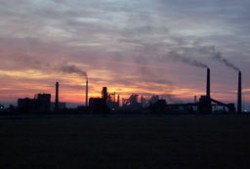 Полицай краде 40 тона метал от „Кремиковци”