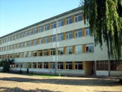 Образувано е дознание по случая с бития деветокласник