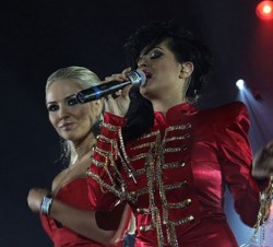 9 години телевизия Планета - циганизация