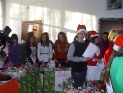 Гимназистите събраха дарения за Дома във Видраре и мисията "Семейство за всяко дете"
