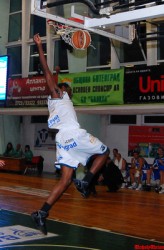 Отбор от Финландия иска жълтата карта на Джош Гонър