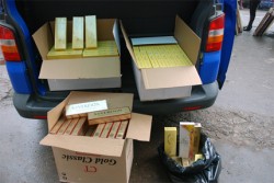 Тарашат незаконни цигарени складове в Провадия