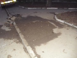 Граждани недоволстват, че разрушеният асфалт не се възстановява своевременно