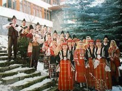Възпитаници на Националното училище за фолклорни изкуства ще изнесат концерт в Правец
