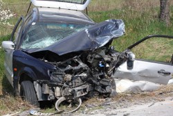 Двама загинаха при зверска катастрофа в Пазарджишко