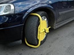 Скоби за неправилно паркирани автомобили