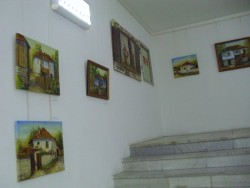 Ботевградски художници подредиха изложба, посветена на 145 години градско начало
