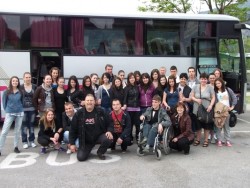 Учениците - евродепутати от СОУ “Христо Ясенов“- гр. Етрополе представиха презентацията „Един ден в Европарламента в Страсбург“