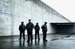 Cypress Hill и 30 Seconds To Mars се утешиха в чалга заведение