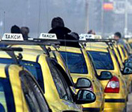 Задържаха таксиджия, обирал клиенти в Слънчев бряг 