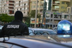 Продължава издирването на извършителите на въоръжения грабеж в Ботевград