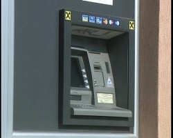 Продължава работата по издирване на извършителите на кражба на пари от банкомат в Ботевград