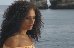 Мариана Попова и Кирил Маричков превземат „Гласът на България”