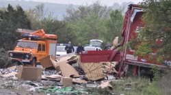 Шофьорите на двата ТИР - а са загинали при катастрофата в Търговищко
