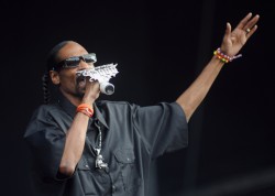 Snoop Dogg прави свое комедийно шоу