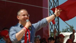 Станишев: ГЕРБ се готвят да спечелят изборите с помощта на мутрите
