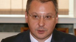 Финансови инспектори написаха 16 акта на Станишев
