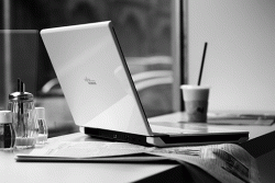 Ислямският Facebook тръгва до седмици