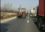 Около 200 трактора участват в протестно шествие от ПИК-а до Скравена и обратно