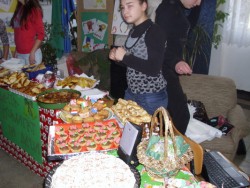 За девета поредна година ПМГ „Акад.проф.д-р Асен Златаров” организира благотворителен базар