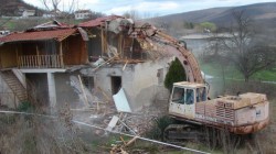 Багери влизат в митничарското селище Ставри Димитрово