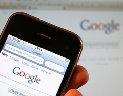 Google води по посещаемост в САЩ