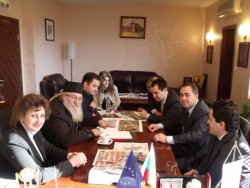 Областният управител Красимир Живков настоява държавните институции да изпълнят ангажиментите си към приюта на отец Иван