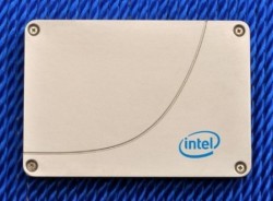 Intel вдига скоростта на SSD-тата