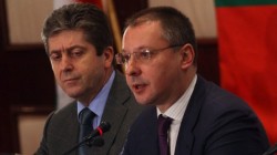 Станишев: Георги Първанов не трябва да позира като президент